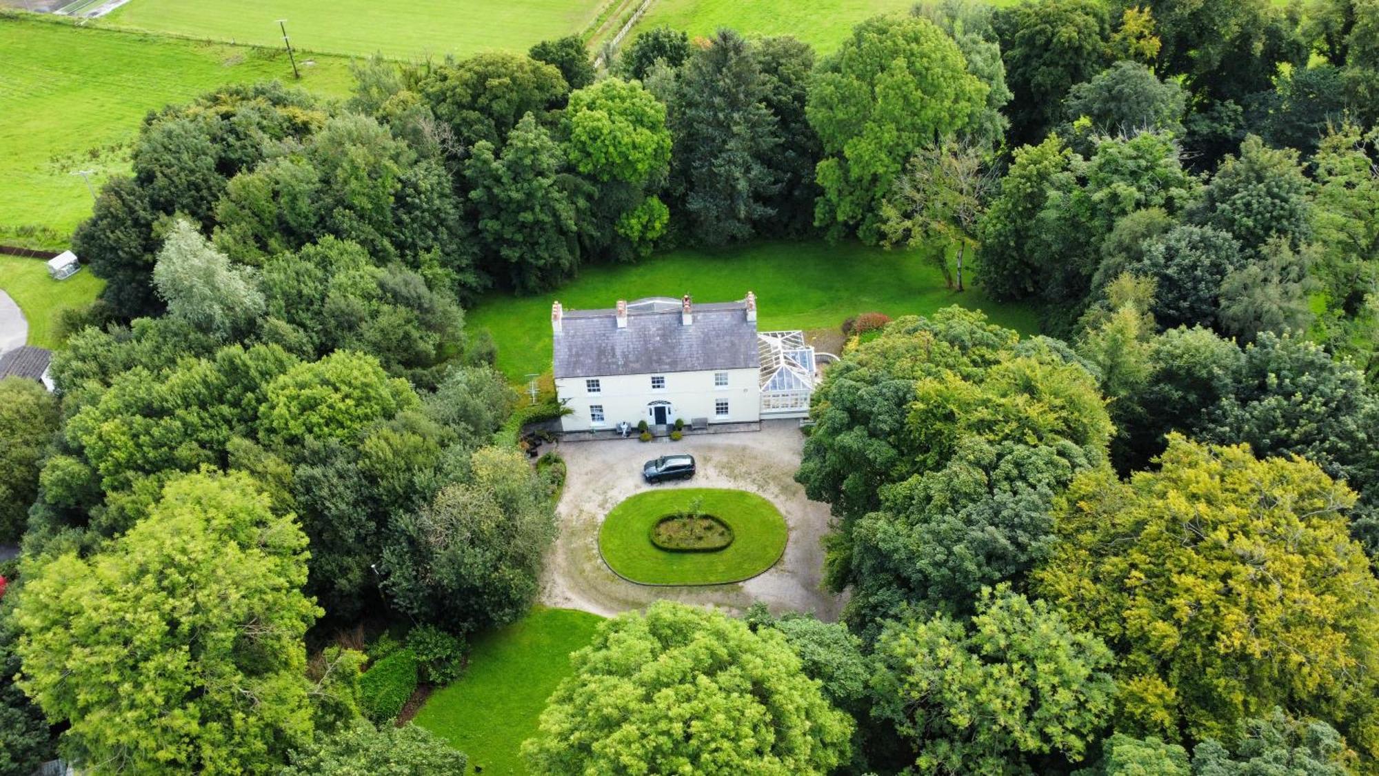 Larchmount House B&B Londonderry Bagian luar foto