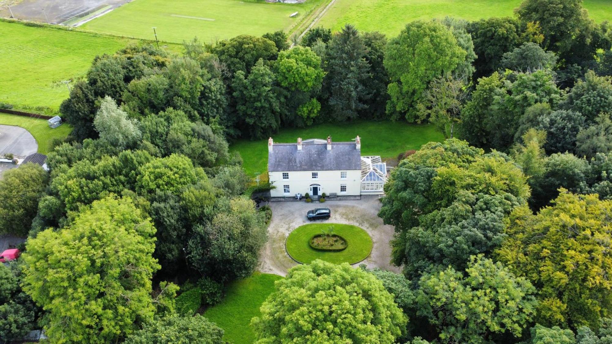 Larchmount House B&B Londonderry Bagian luar foto
