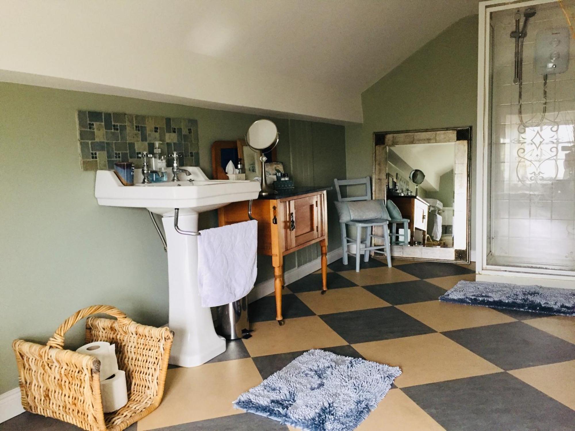 Larchmount House B&B Londonderry Bagian luar foto