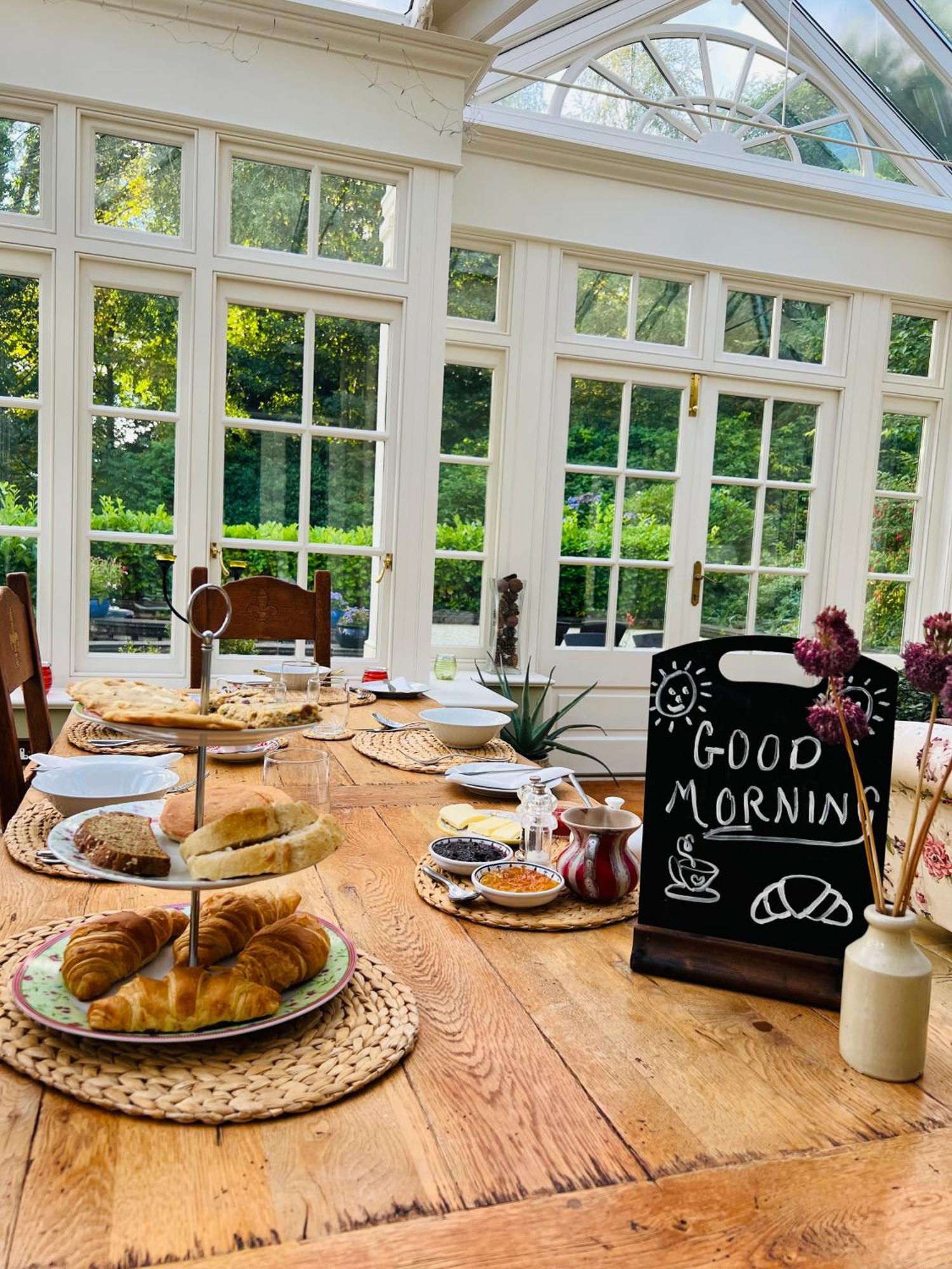 Larchmount House B&B Londonderry Bagian luar foto