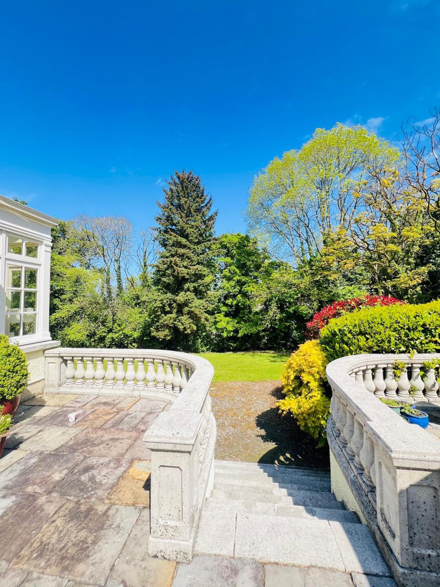 Larchmount House B&B Londonderry Bagian luar foto